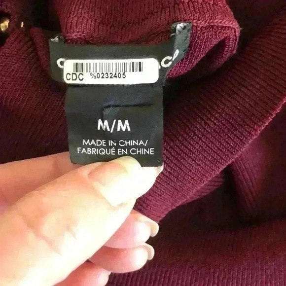 Club Monaco | Turtleneck Sweater w/Small Gold Buttons on Sleeves and Neck - Picture 5 of 5